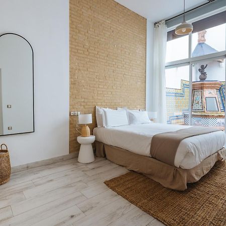 Apartamentos "El Escondite De Triana" Seville Luaran gambar
