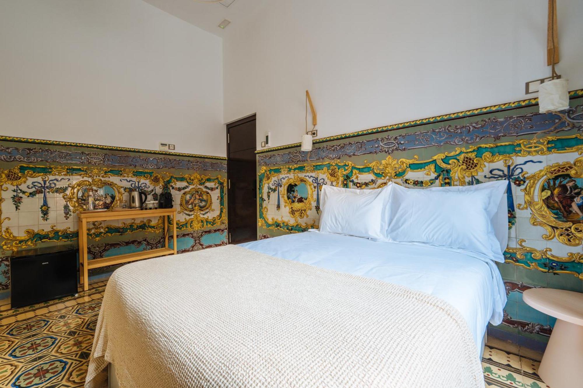 Apartamentos "El Escondite De Triana" Seville Luaran gambar