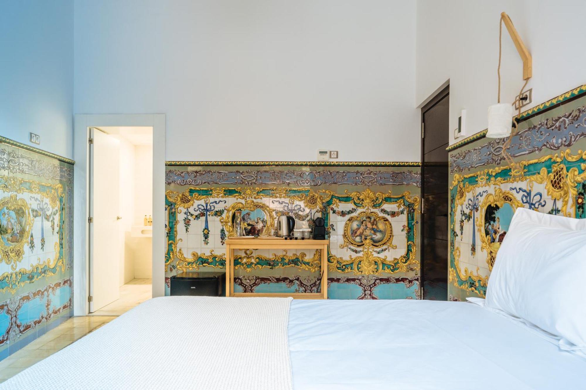 Apartamentos "El Escondite De Triana" Seville Luaran gambar