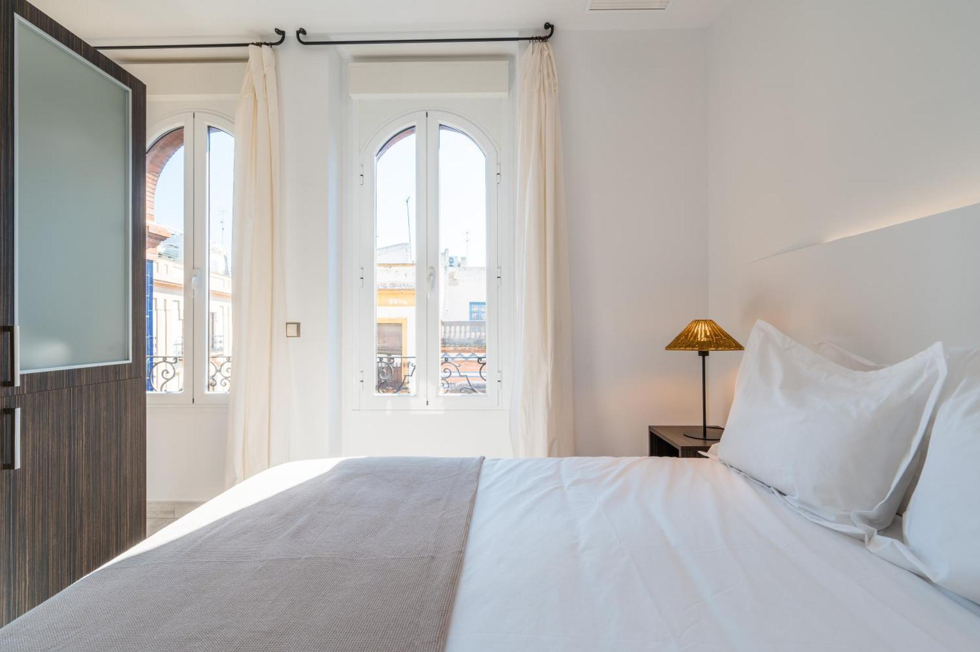 Apartamentos "El Escondite De Triana" Seville Luaran gambar