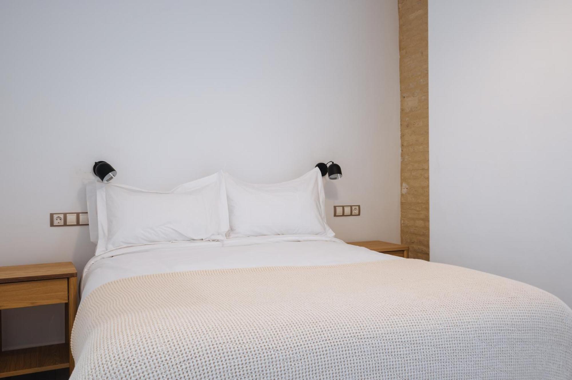 Apartamentos "El Escondite De Triana" Seville Luaran gambar