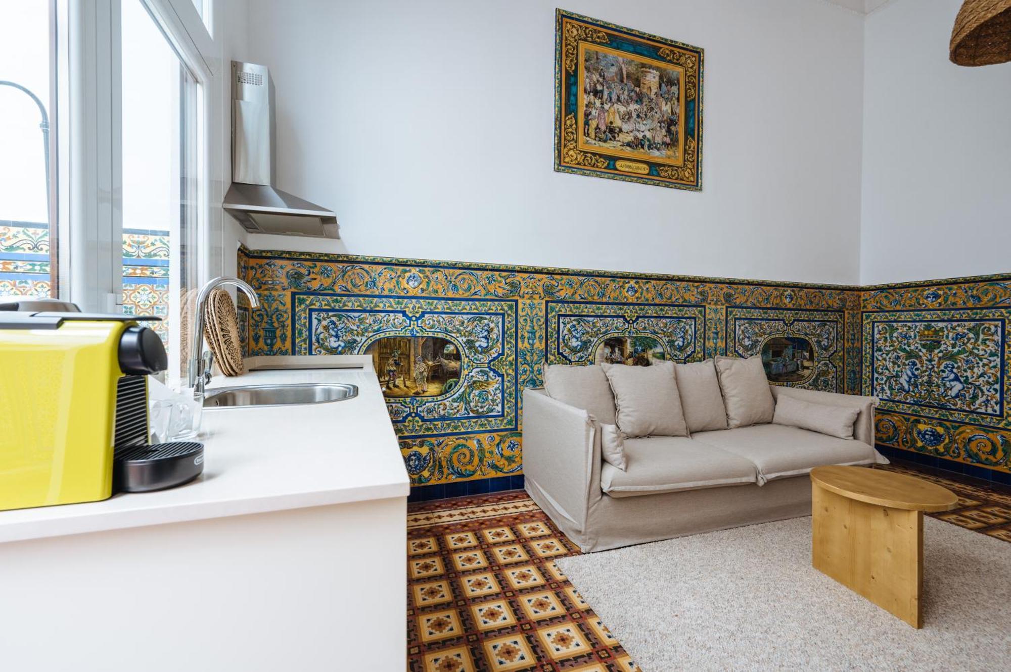 Apartamentos "El Escondite De Triana" Seville Luaran gambar